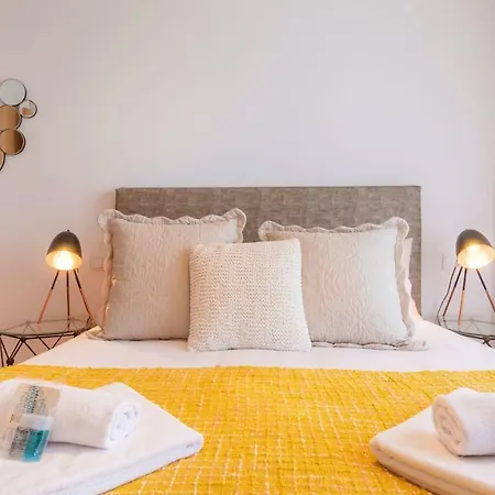 Lovelystay - Sunshine In The Heart Of Graca Lejlighed Lisboa