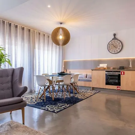Lovelystay - Sunshine In The Heart Of Graca Appartamento Lisbona