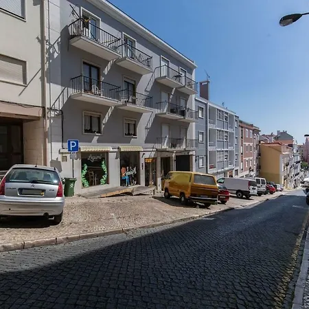 Lovelystay - Sunshine In The Heart Of Graca Lägenhet *